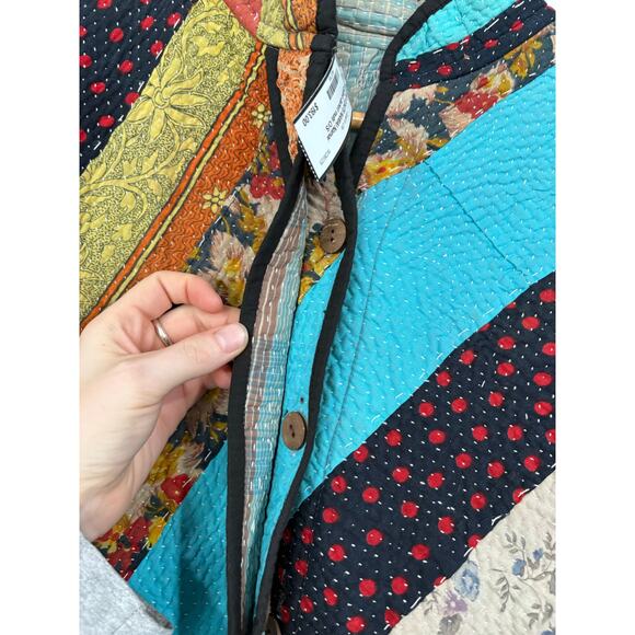 Namai Ladhiya Quilted Patchwork Kantha Reversible Jacket O/S - Picture 3 of 5